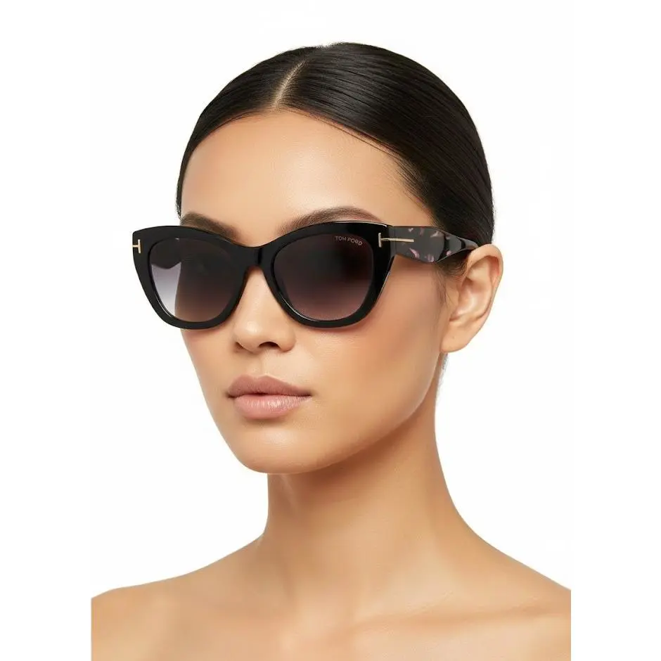 Tom Ford Women Cara 56mm Square Sunglasses Black/ Gradient Smoke