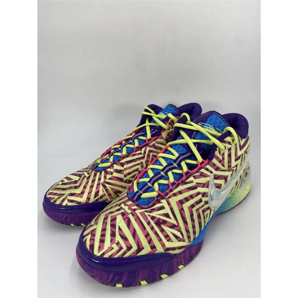 Nike shoes - Nike LBJ NXXT - LBJ NXXT - IB1272-500 - Viotech/Hyper Pink (UPC: 197860559745) 2