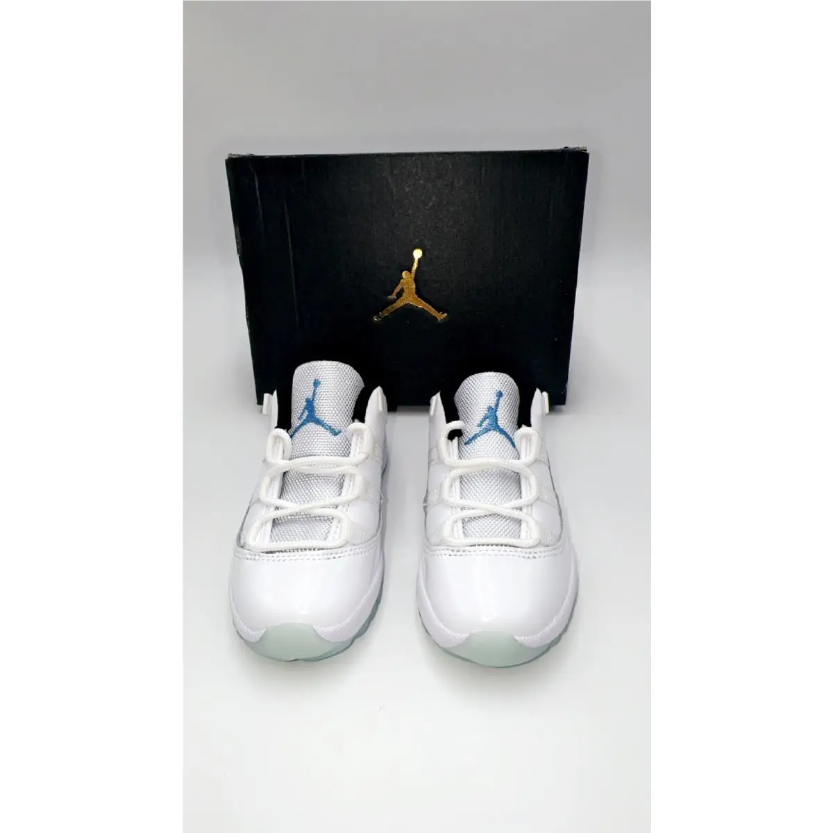 Nike shoes - Air Jordan 11 - Air - 505836-117 - White (UPC: 0194956640578) 0
