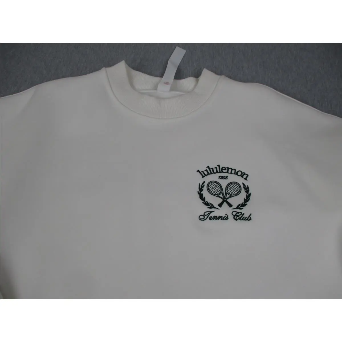 Lululemon clothing - White 1