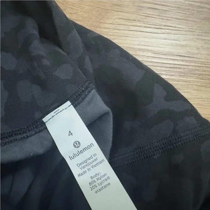 Lululemon clothing - Formation Camo Deep Coal Multi 3