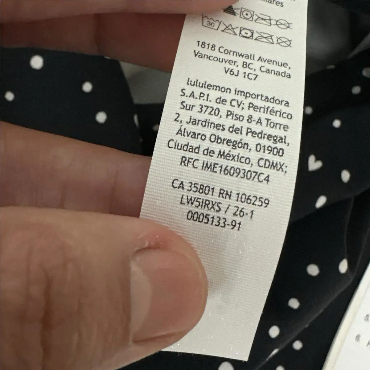 Lululemon clothing - Heart Scatter Dot Print White Black 9