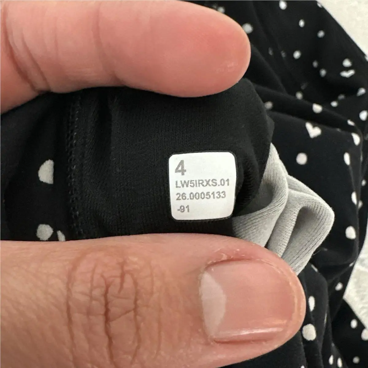 Lululemon clothing - Heart Scatter Dot Print White Black 10