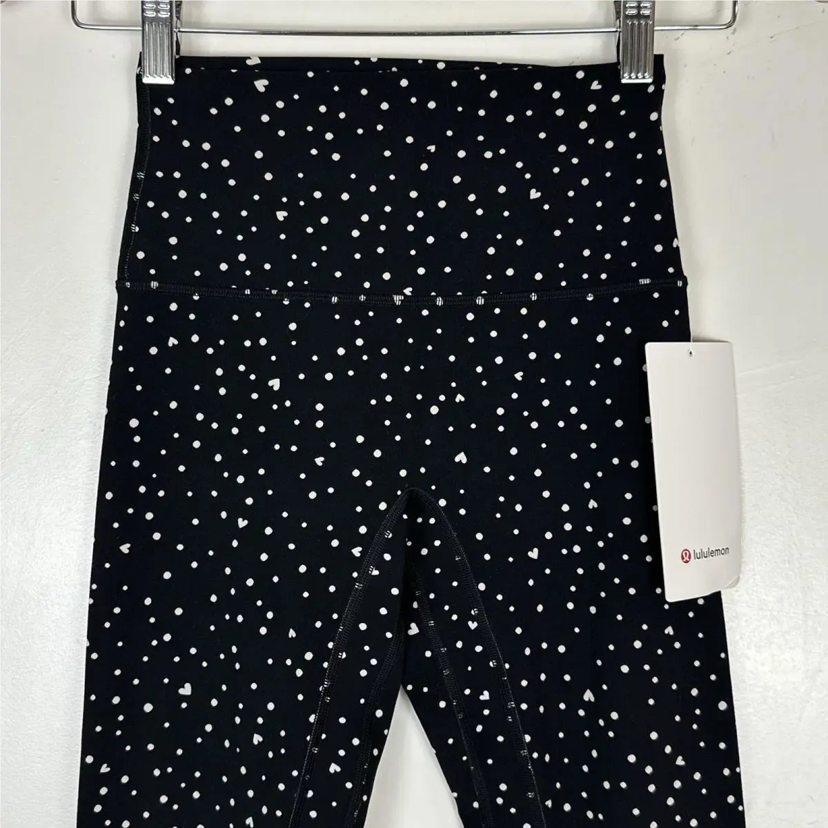 Lululemon clothing - Heart Scatter Dot Print White Black 0