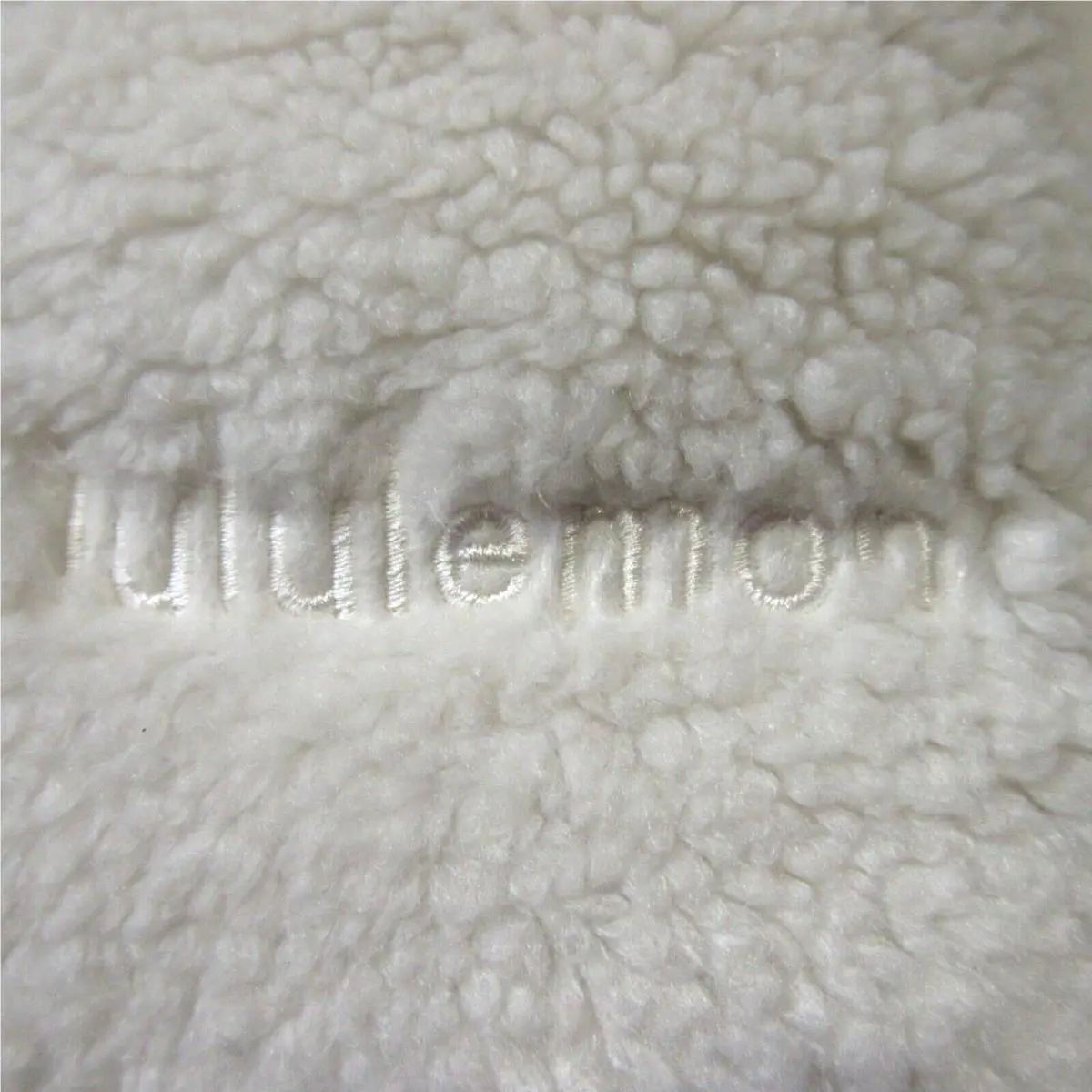 Lululemon clothing - Ivory 3
