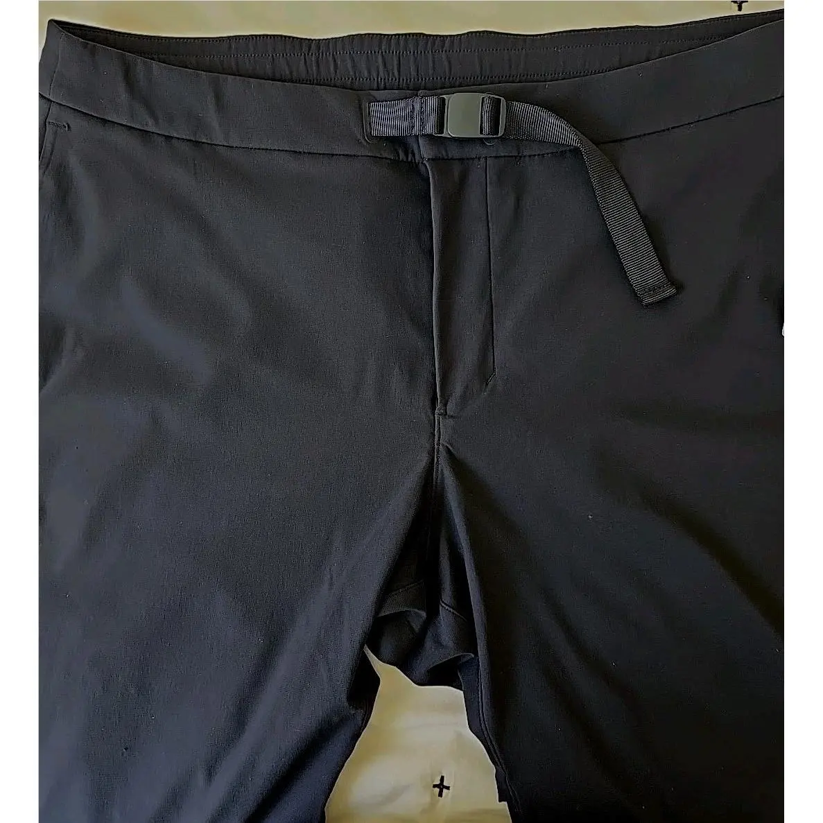 Lululemon clothing - Lululemon 28203 - 28203 - Black 1