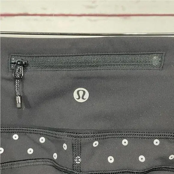 Lululemon clothing - Black 2