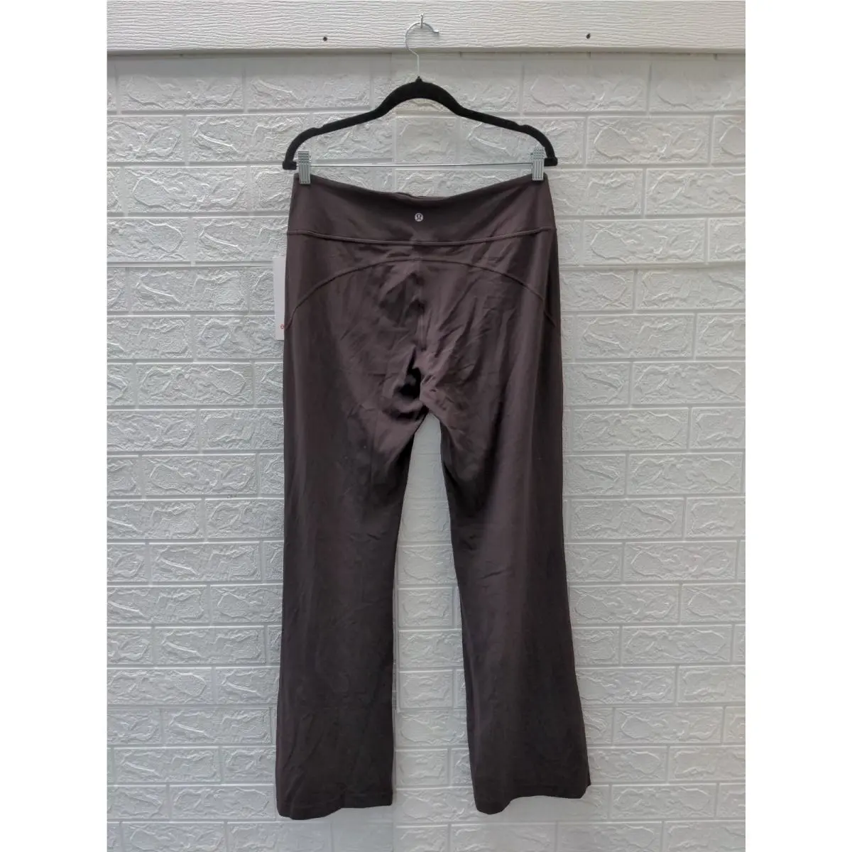 Lululemon clothing - Brown 1