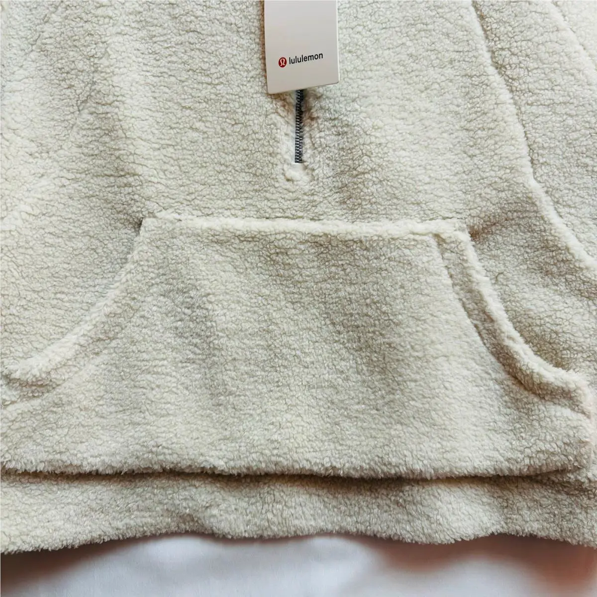 Lululemon clothing - Cream 6