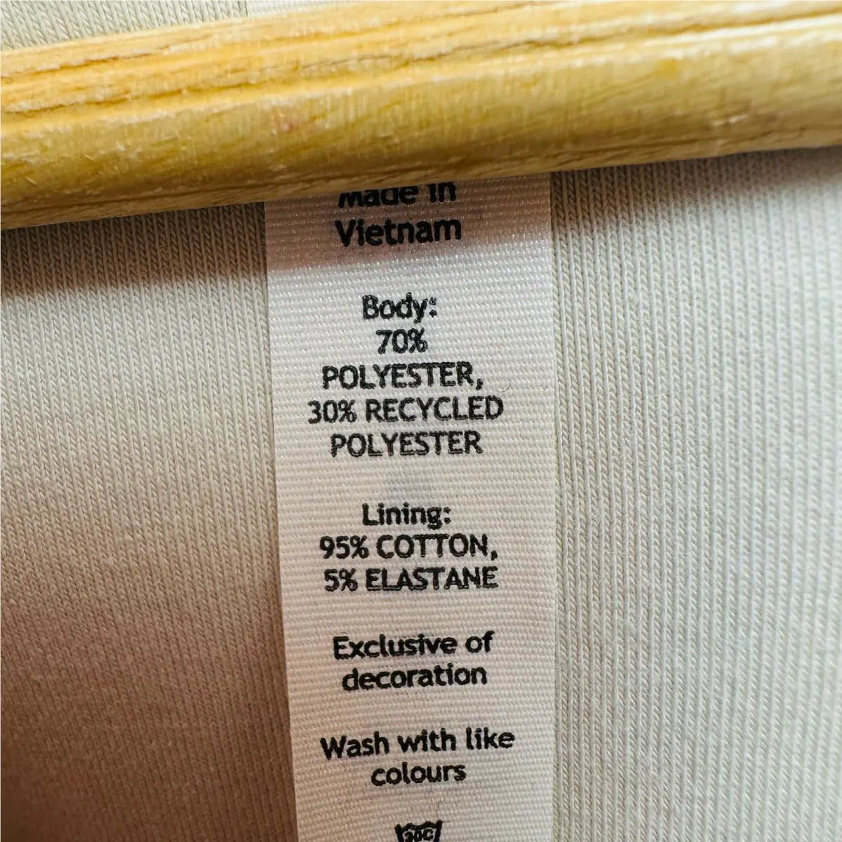 Lululemon clothing - Cream 8
