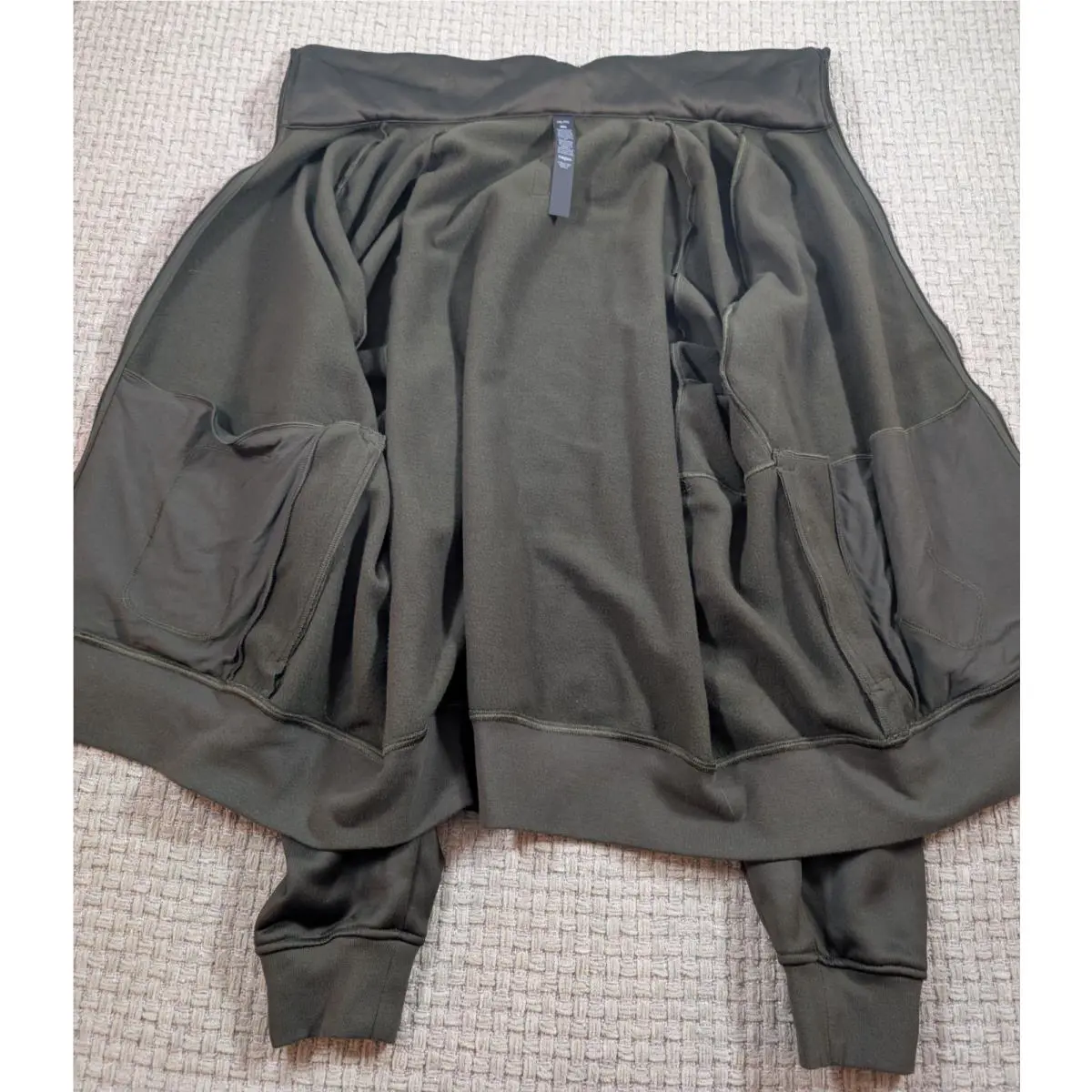 Lululemon clothing - Green 16