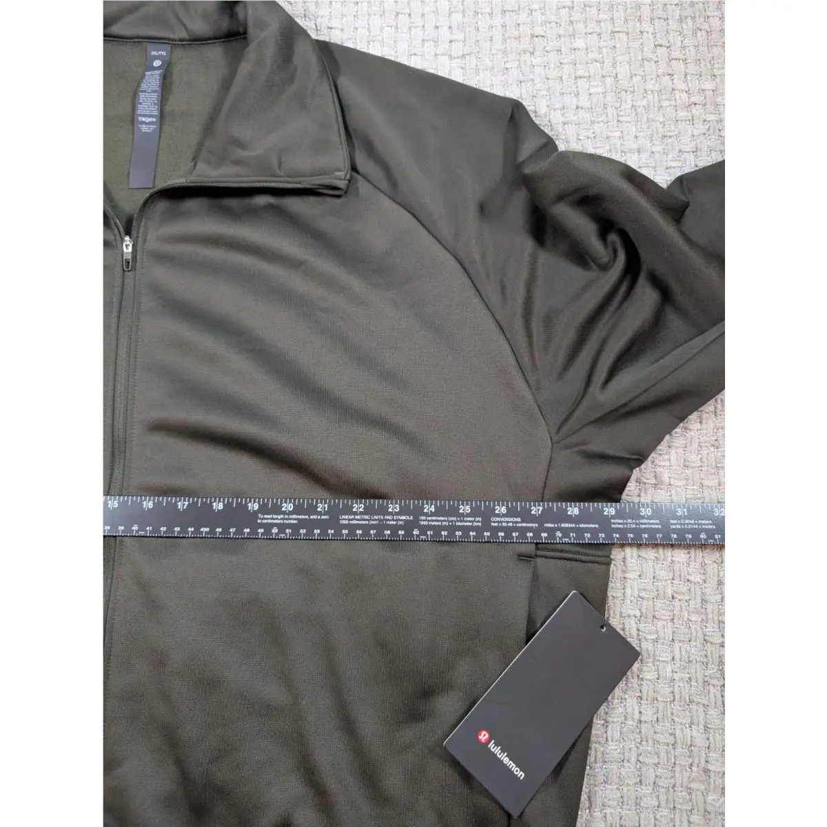 Lululemon clothing - Green 8