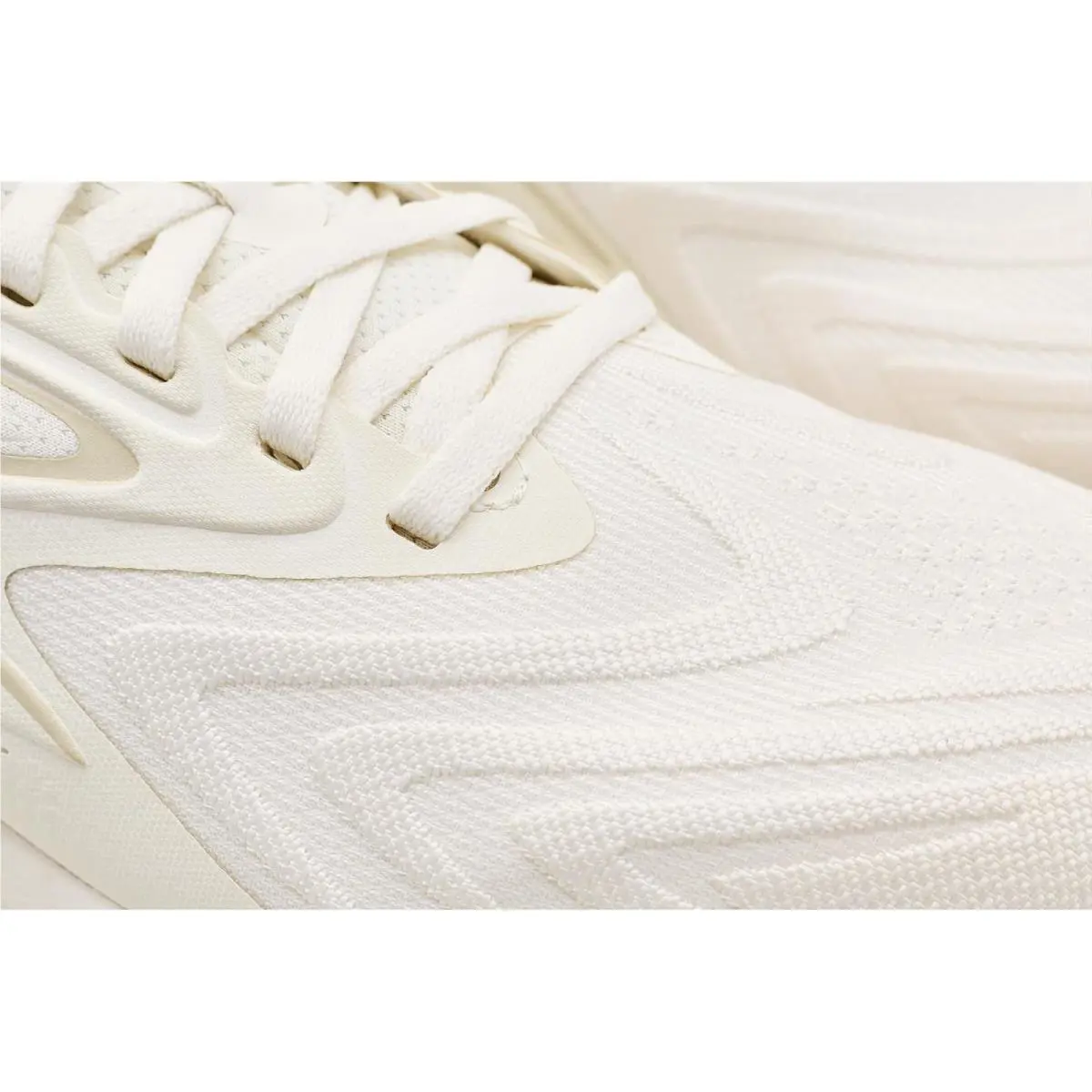Reebok shoes - Chalk 11