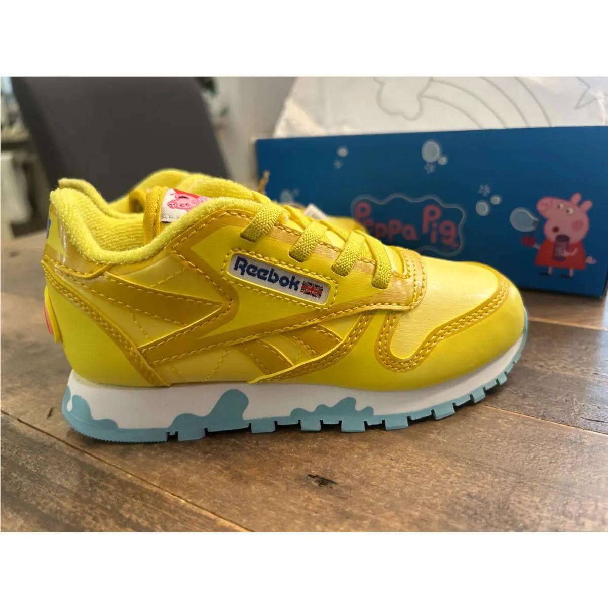 Reebok shoes - Yellow (UPC: 194823693584) 9