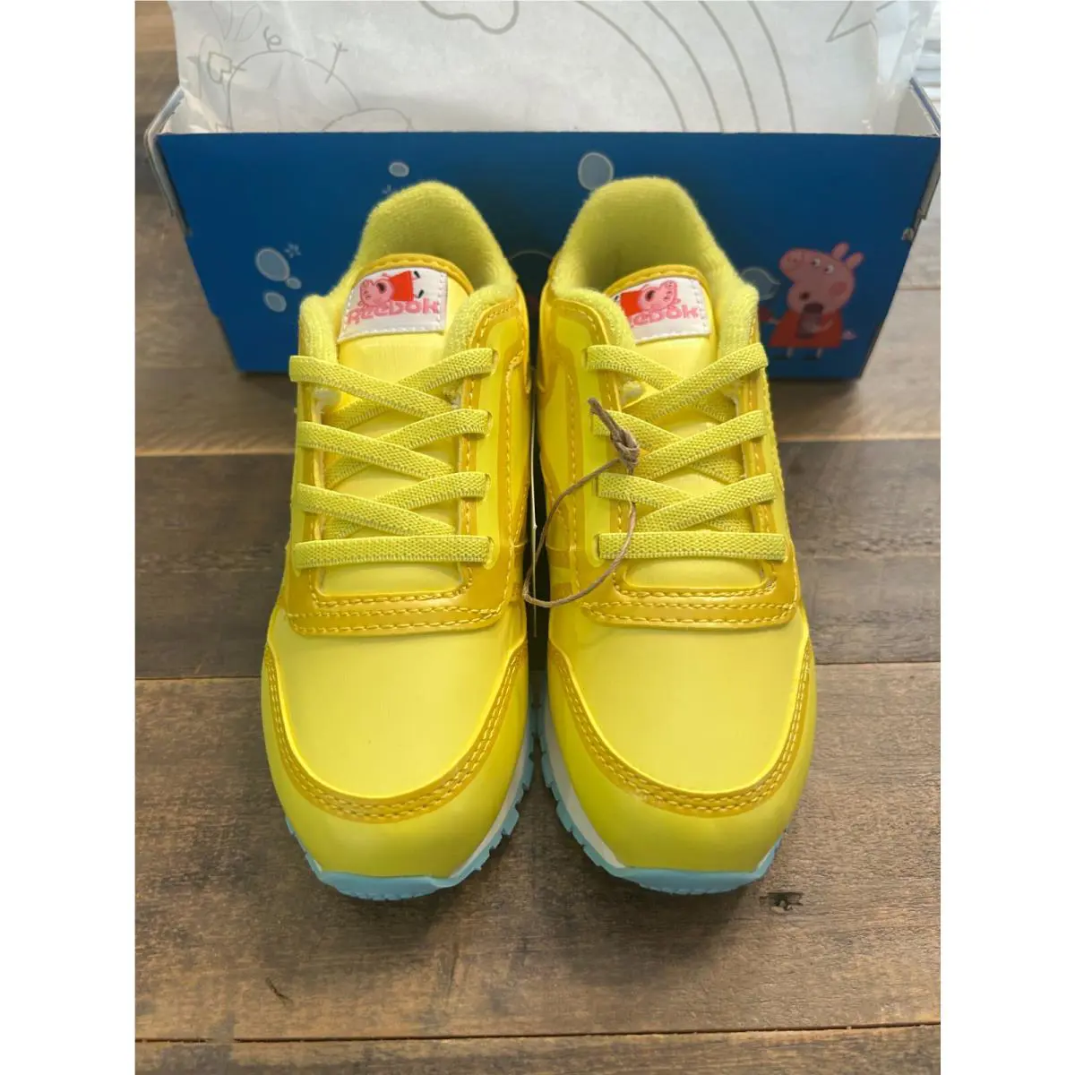Reebok shoes - Yellow (UPC: 194823693584) 5