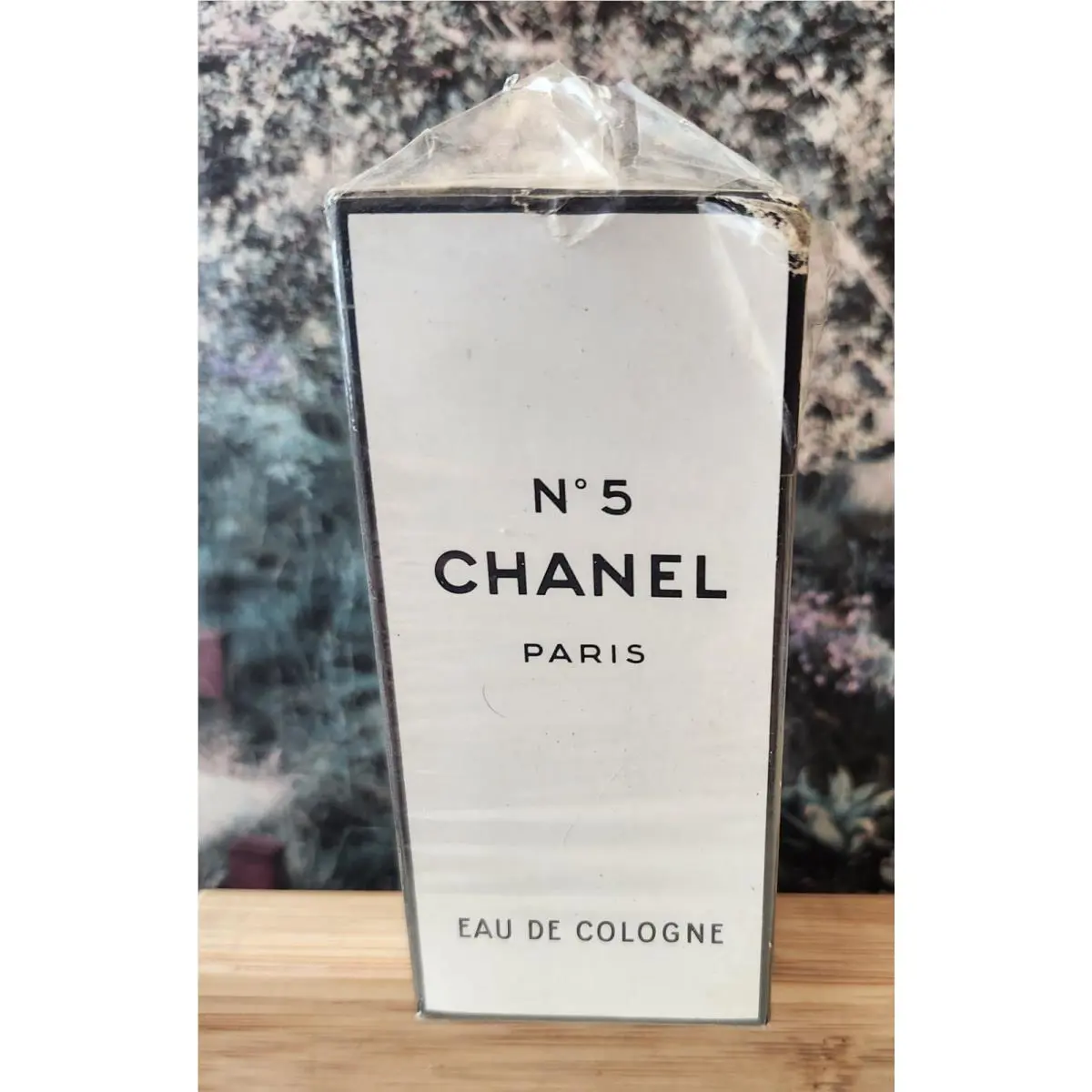 Chanel No. 5 by Chanel. Eau de Cologne. No. 1482 - 2 fl oz Size