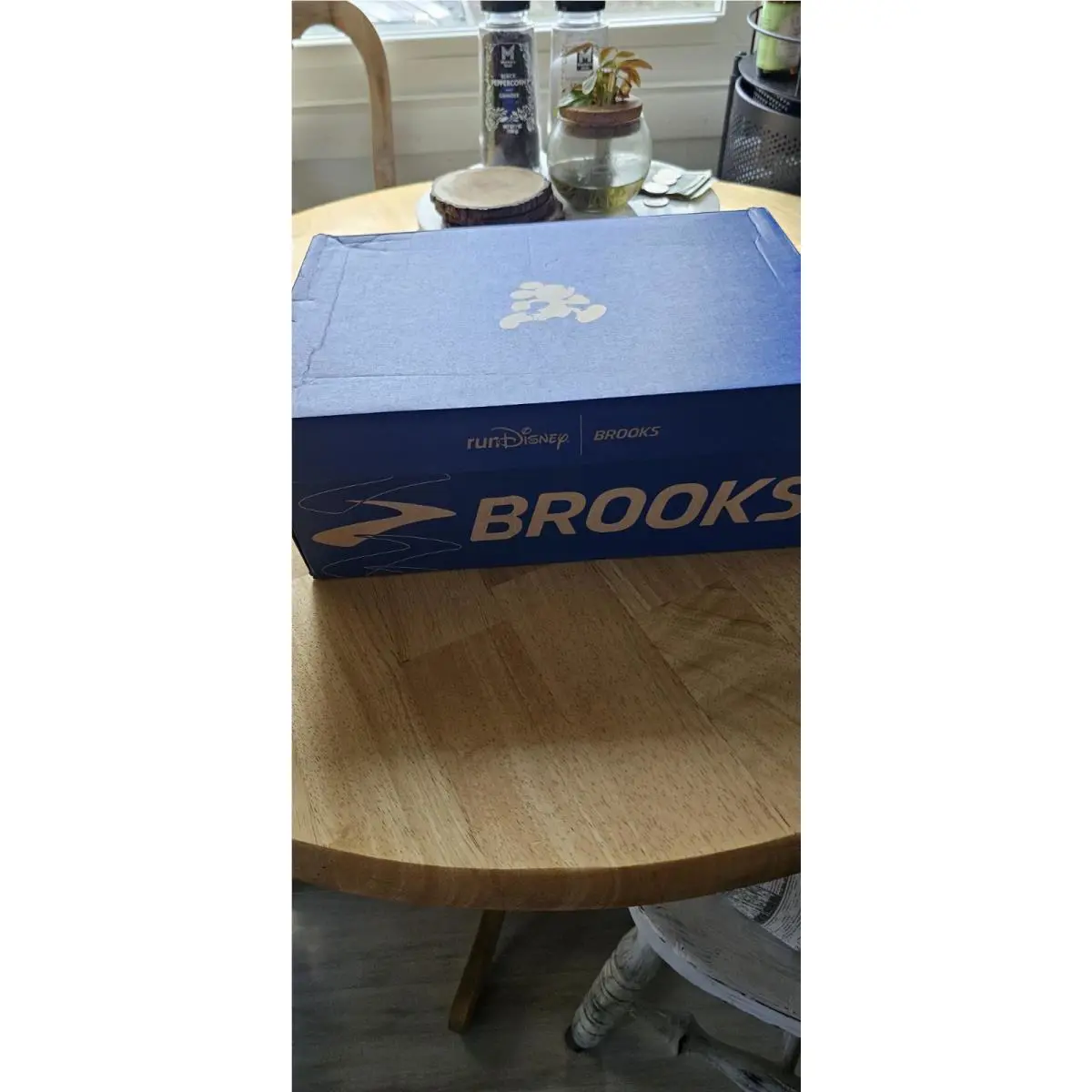 Brooks shoes - Yellow 4