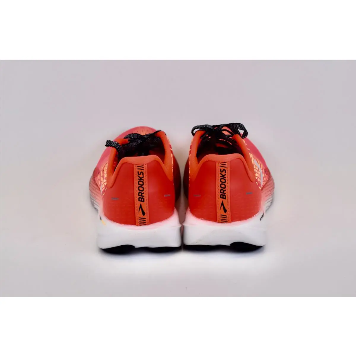Brooks shoes - Brooks Hyperion Max - Hyperion Max - 1203771B663 - Pink 9