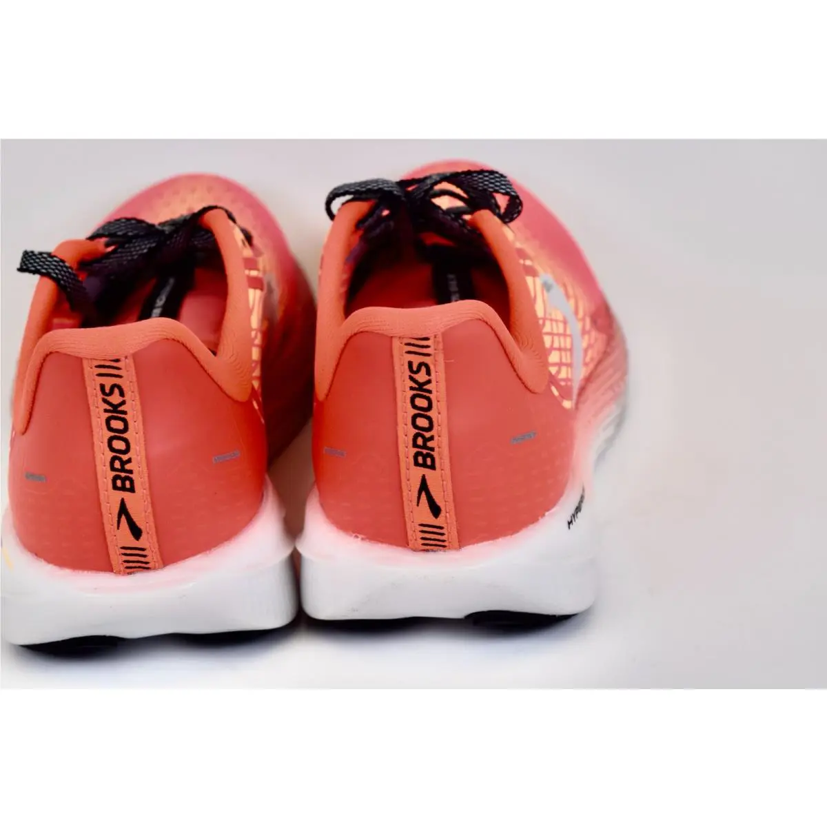 Brooks shoes - Brooks Hyperion Max - Hyperion Max - 1203771B663 - Pink 11