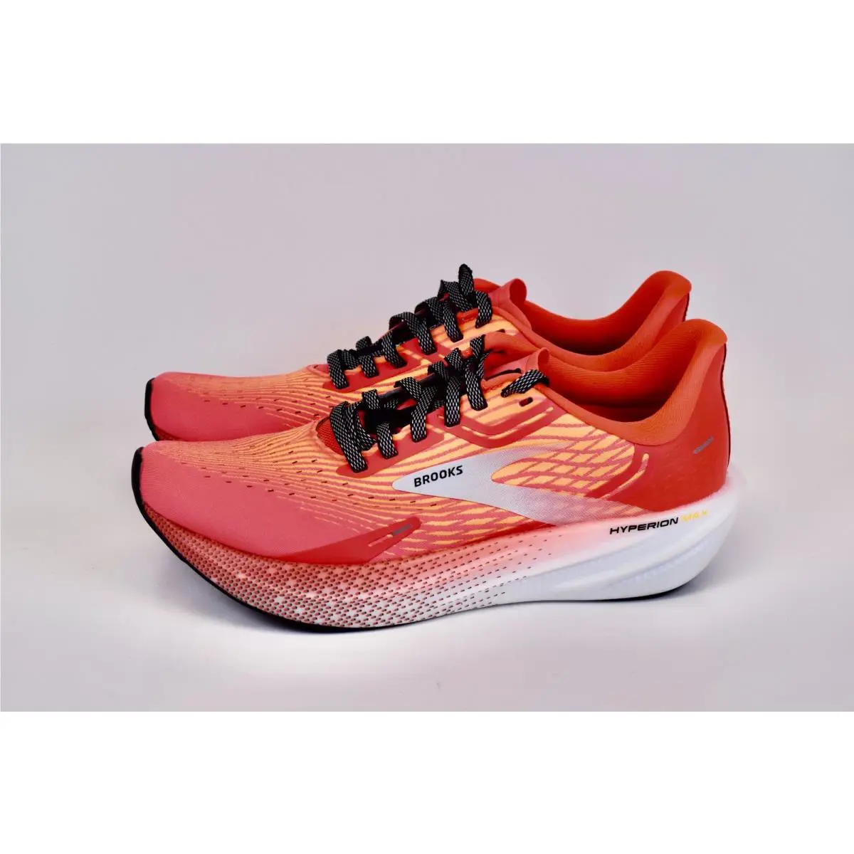 Brooks shoes - Brooks Hyperion Max - Hyperion Max - 1203771B663 - Pink 2