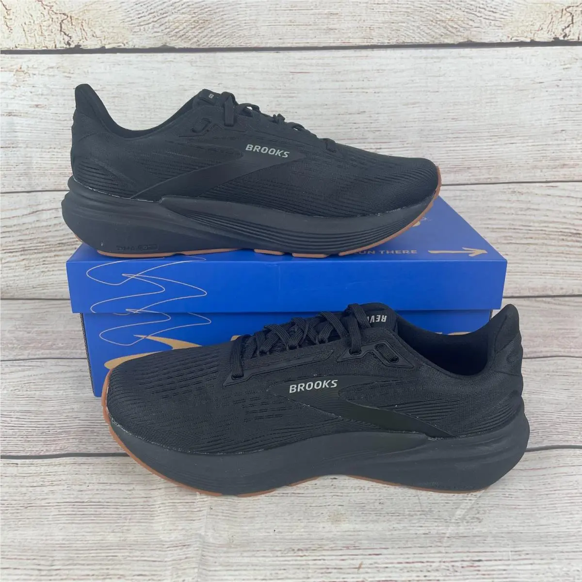 Brooks shoes - Brooks Revel 8 - Revel - 120456-1B-072 - Black (UPC: 195394685237) 1