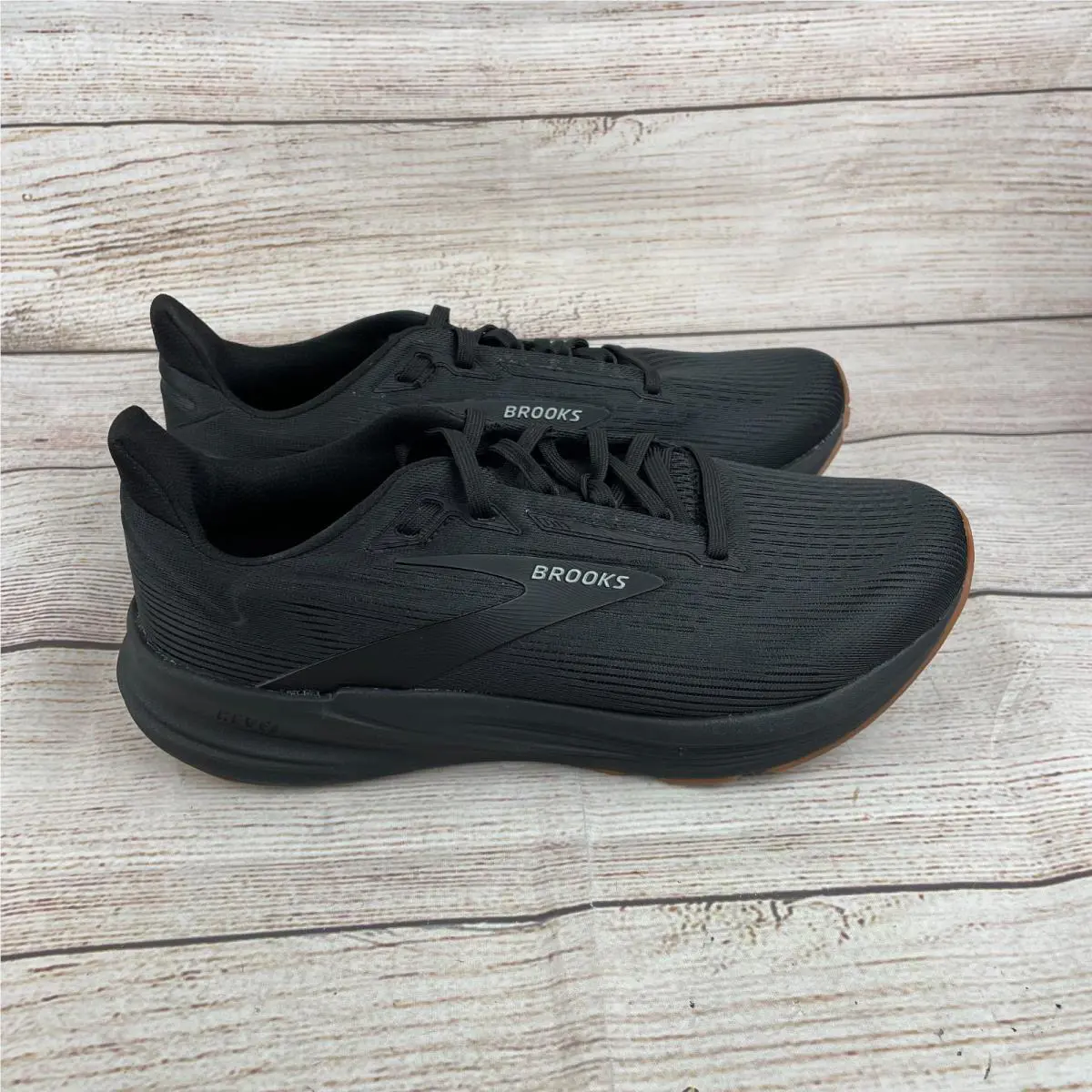Brooks shoes - Brooks Revel 8 - Revel - 120456-1B-072 - Black (UPC: 195394685237) 3
