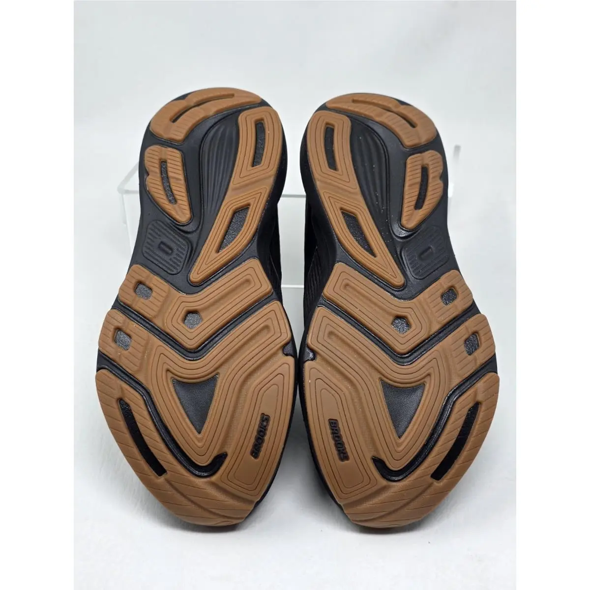 Brooks shoes - Brooks Revel 8 - Revel - 120456-1B-072 - Black 4