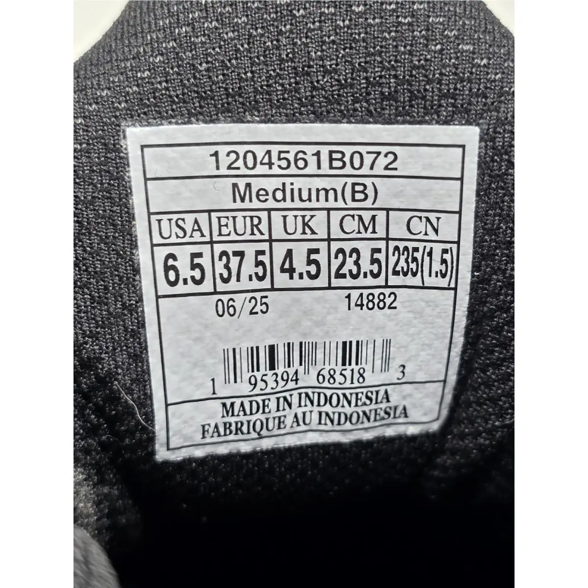 Brooks shoes - Brooks Revel 8 - Revel - 120456-1B-072 - Black 1