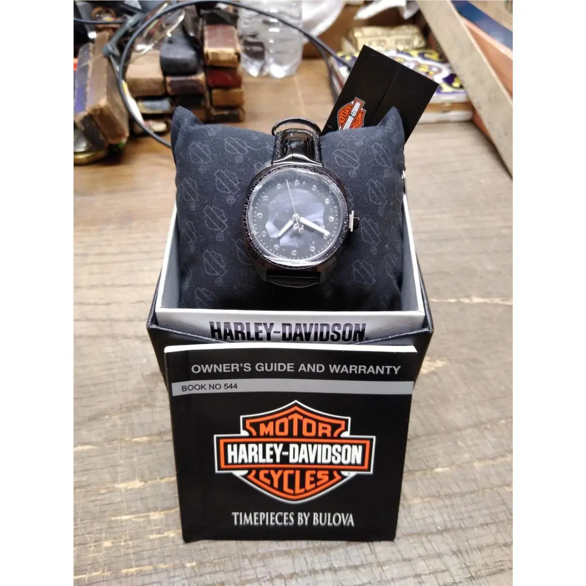 Vtg Nos Unisex Bulova Harley Davidson Wrist Watch Scull Black Dial 50M WR Box