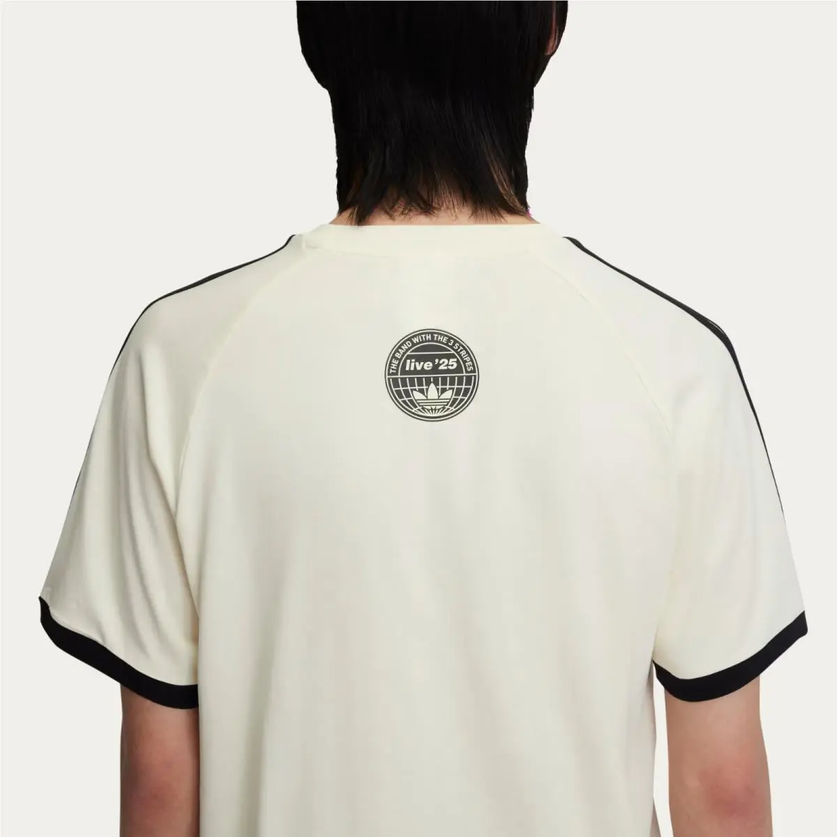 Adidas clothing - adidas Originals - Originals - KT3446 - Cream White 4