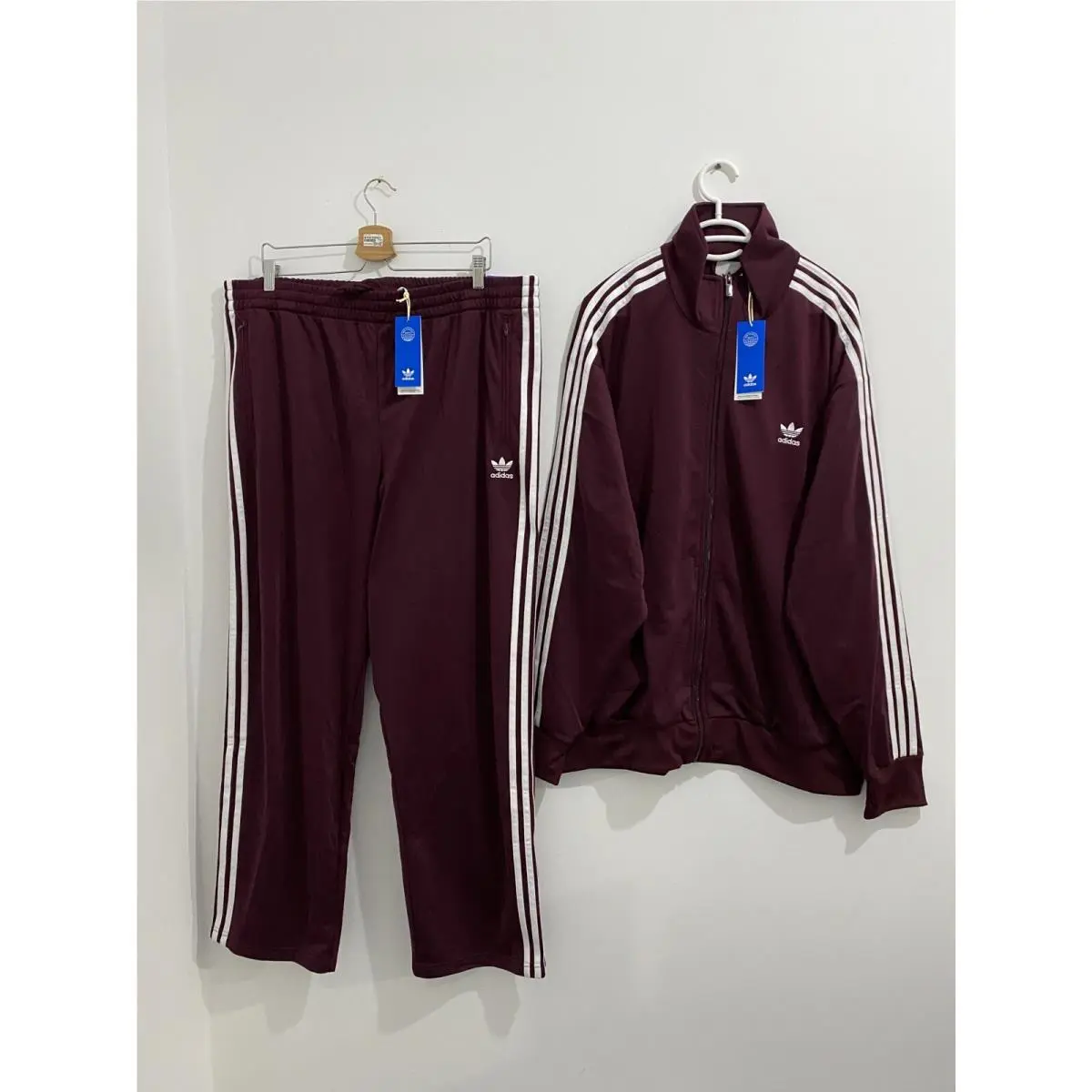 Adidas clothing - Maroon White 0