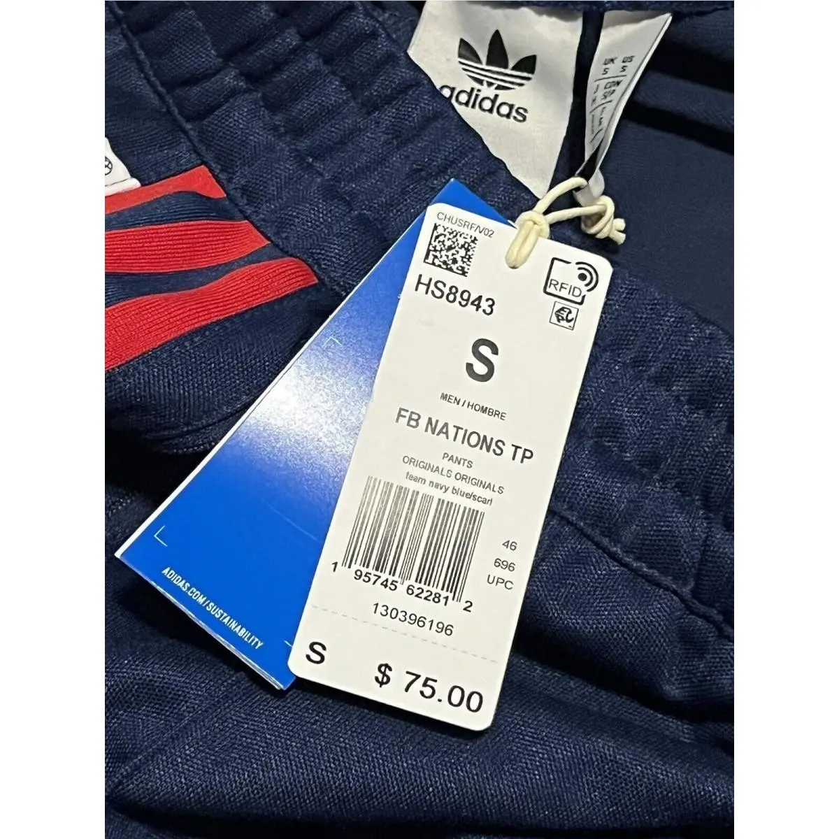 Adidas clothing - Adidas HS8943 - Navy Blue 14