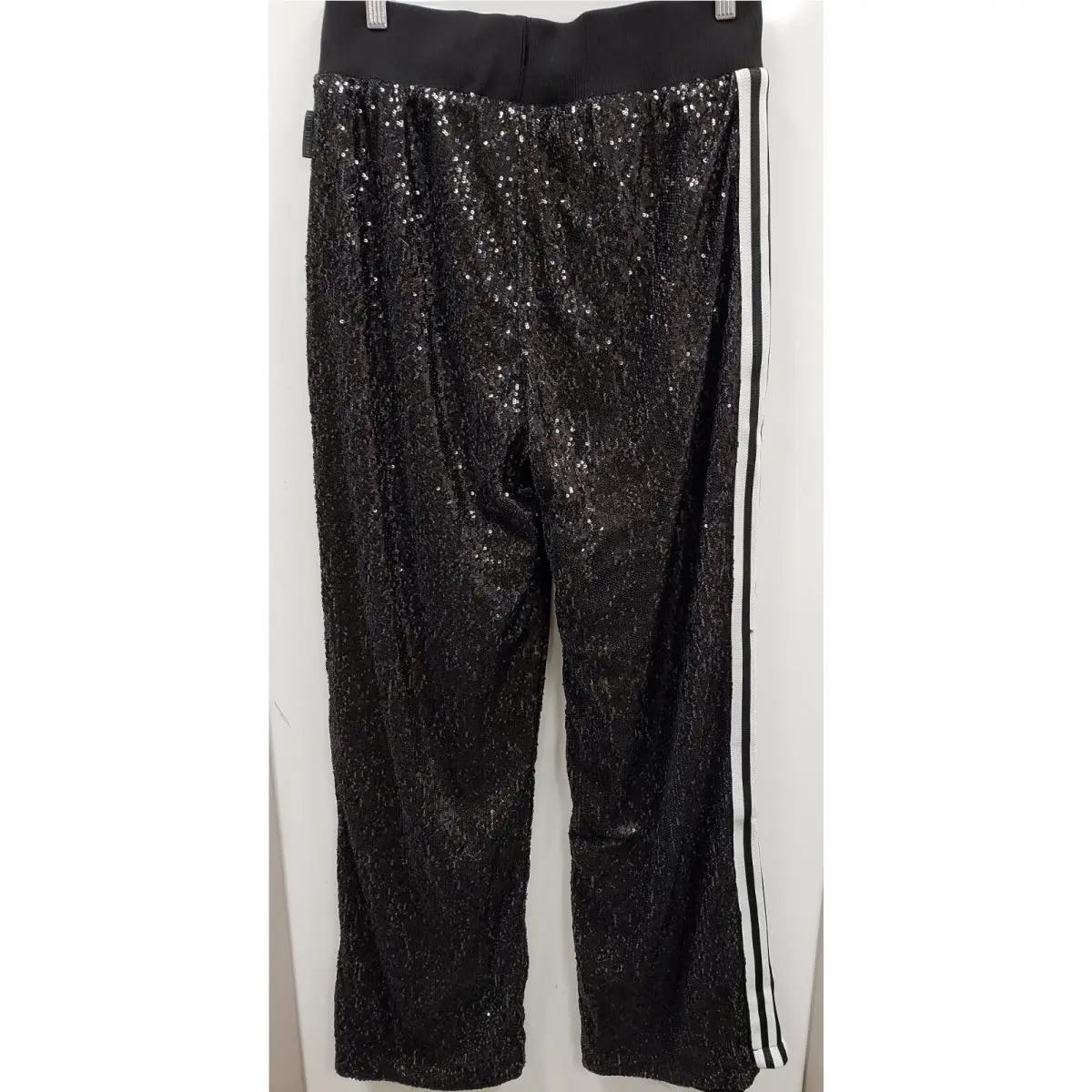 Adidas clothing - HM2053 - HM2053 - Black 2