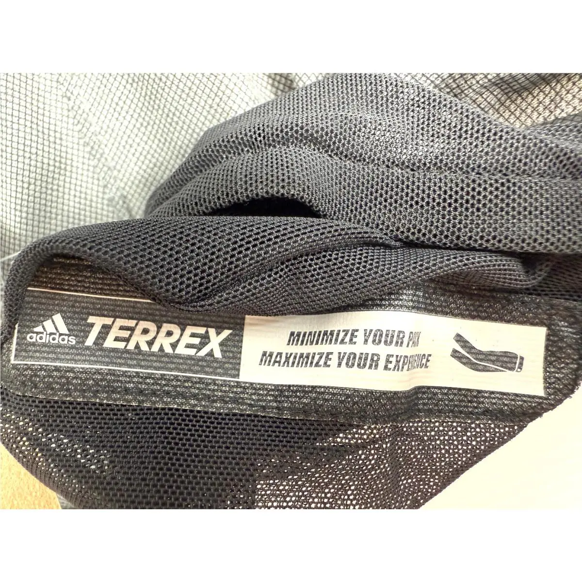 Adidas clothing - adidas Terrex Agravic - Terrex Agravic - GL1196 - Black 13
