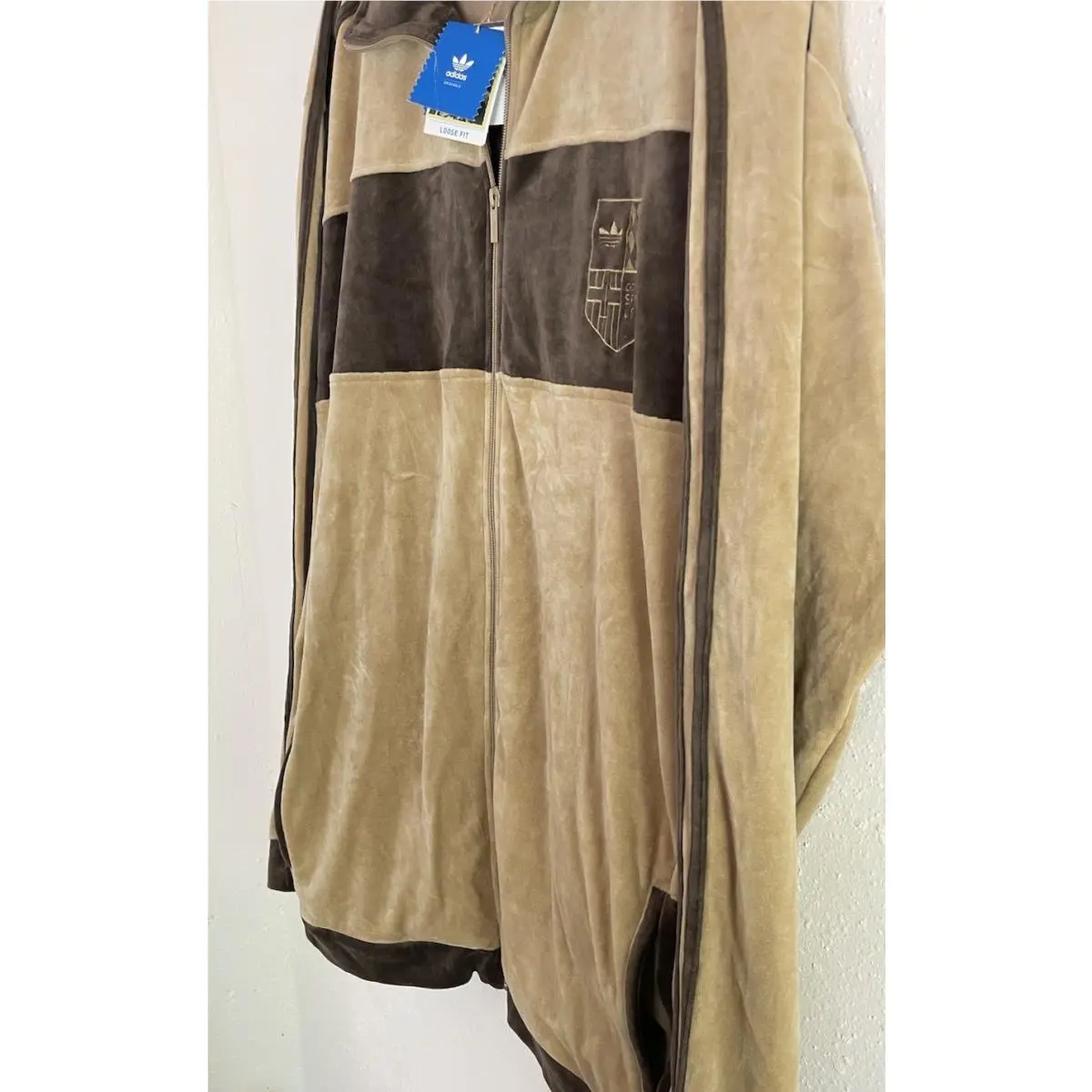 Adidas clothing - Beige 5