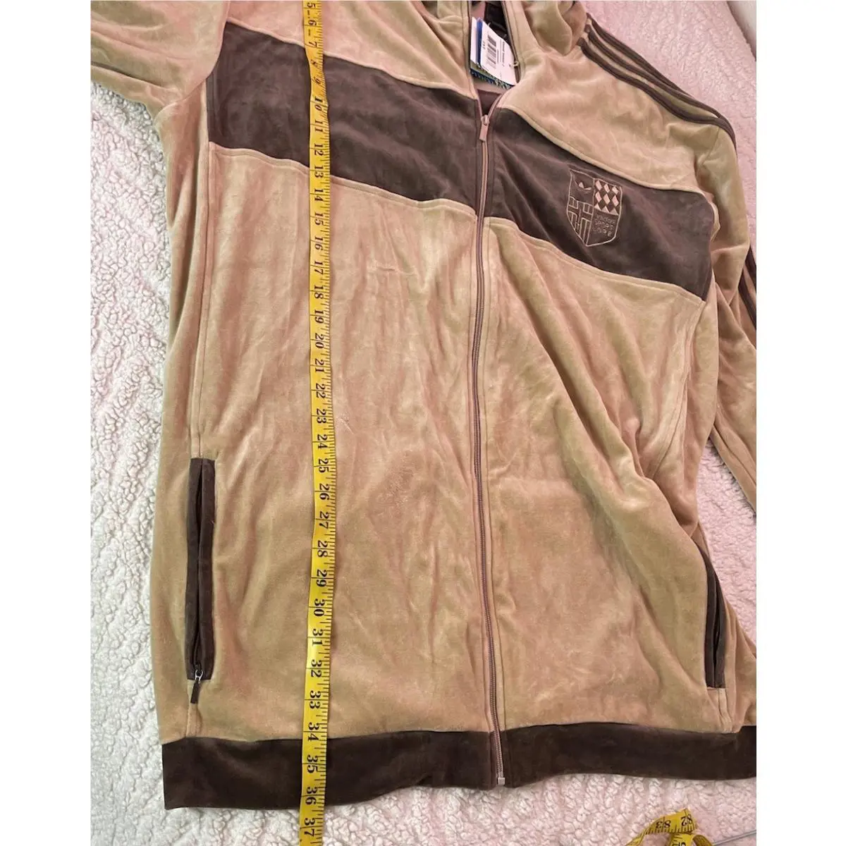 Adidas clothing - Beige 7
