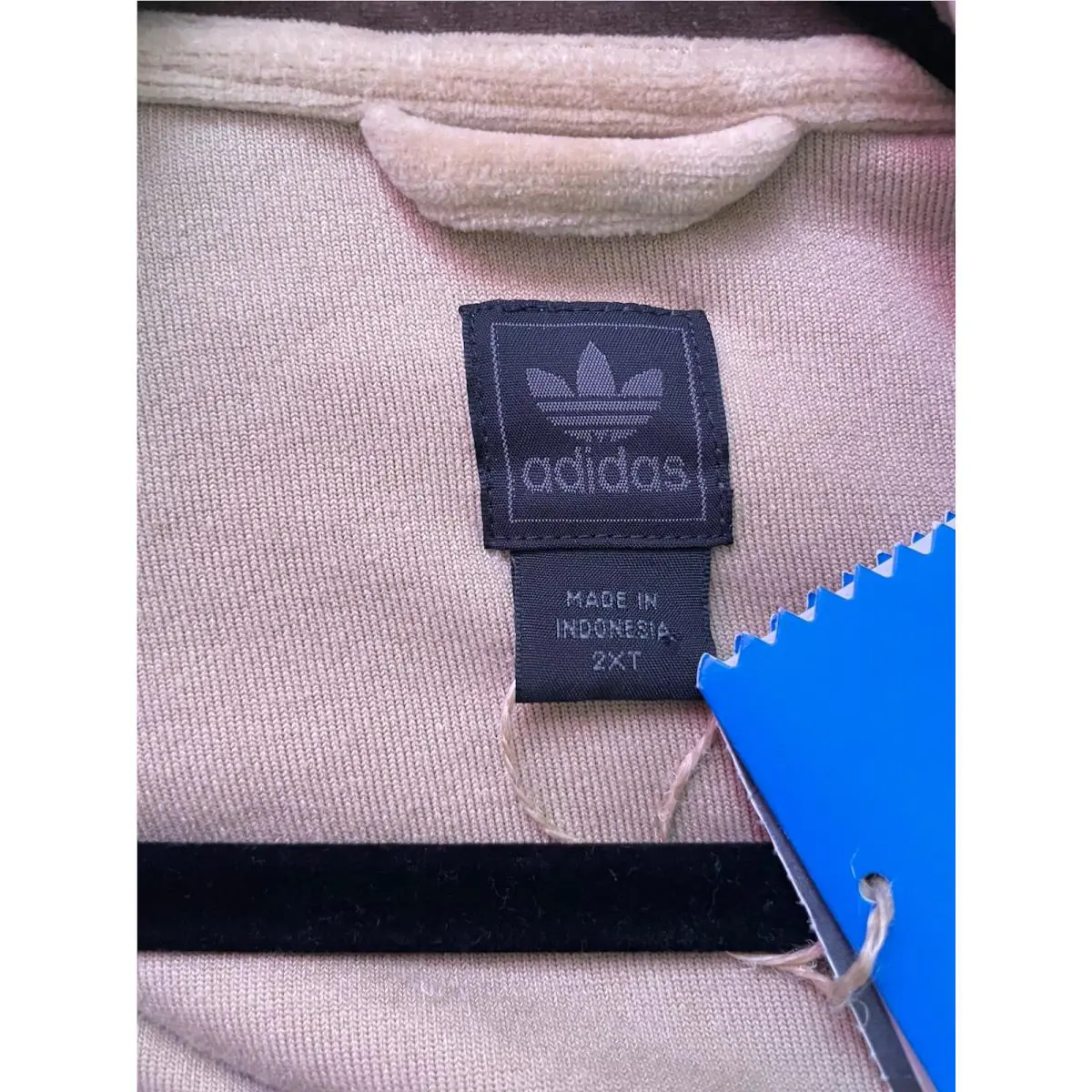 Adidas clothing - Beige 11