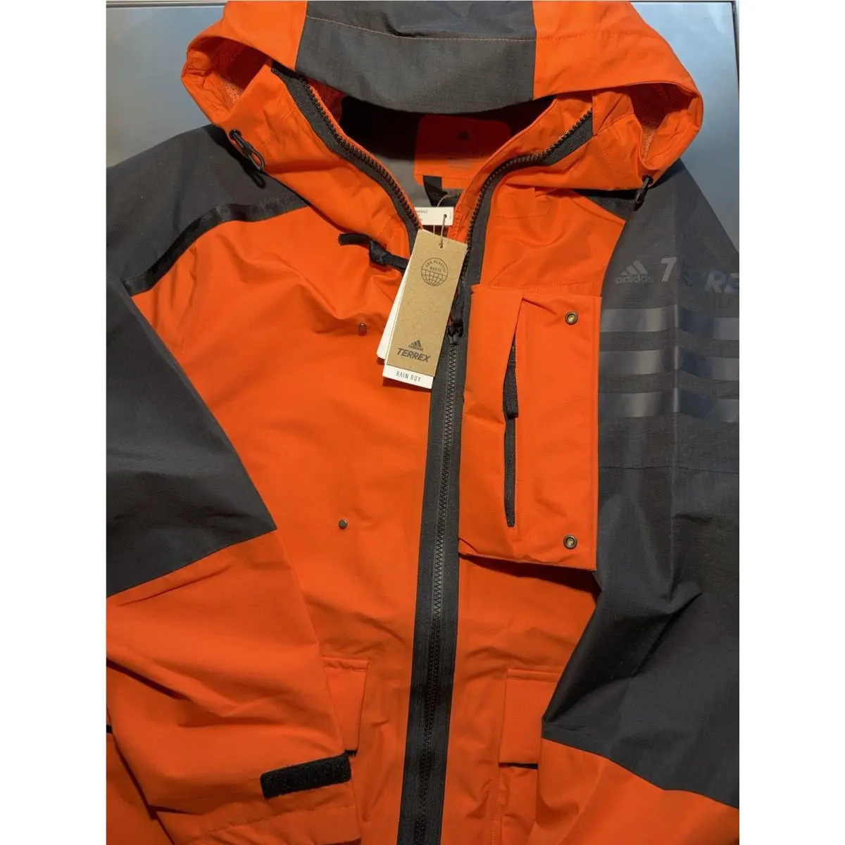 HG8573 Men’s Small Adidas Terrex Xploric Rain.rdy City Jacket Relaxed Fit