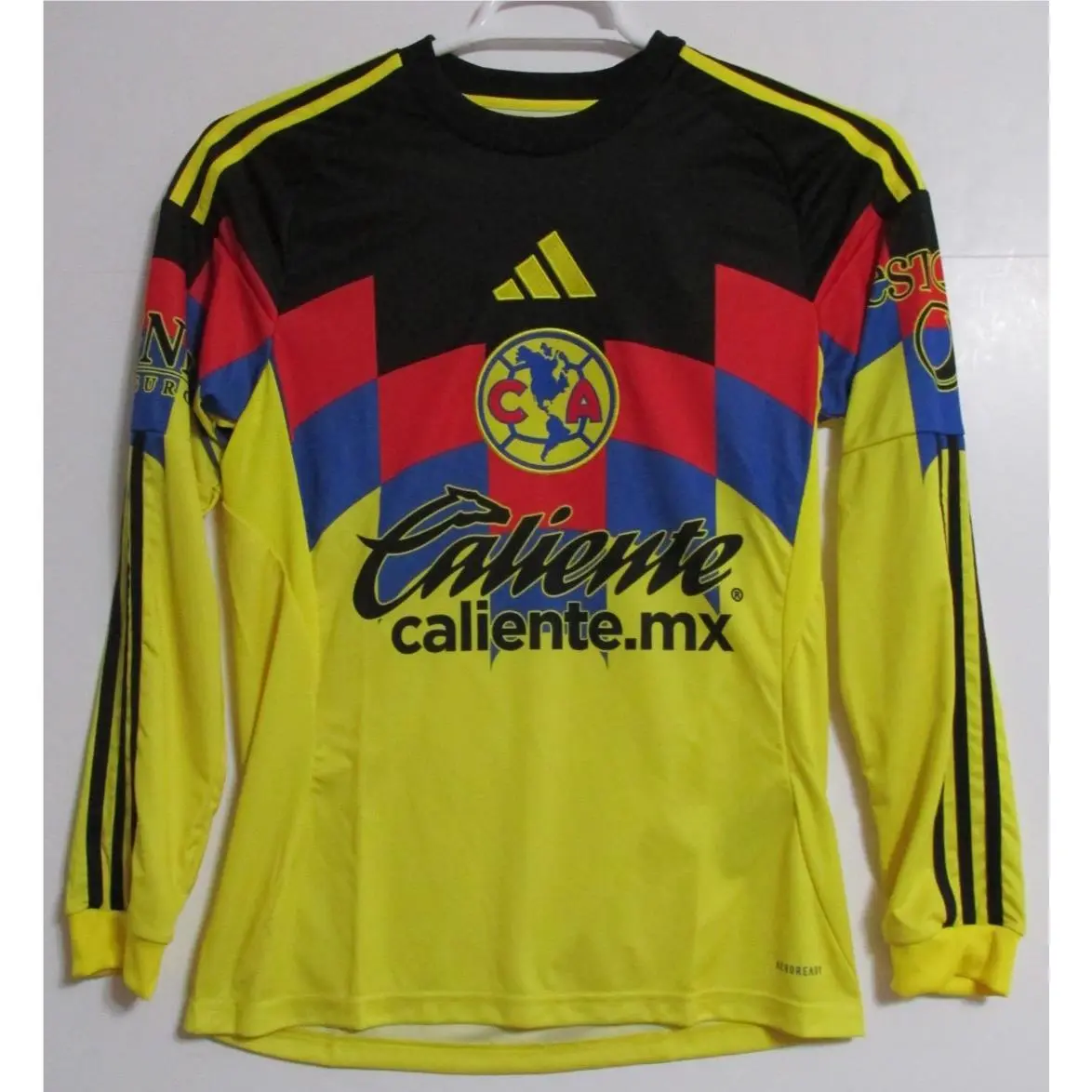 Adidas clothing - Yellow 8