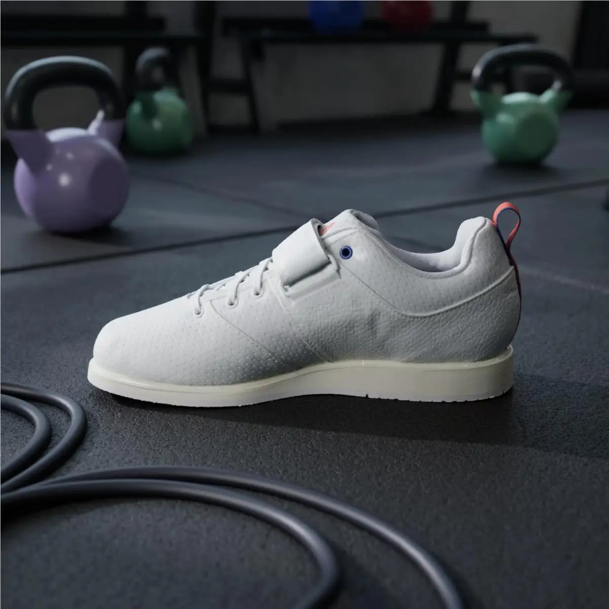 Adidas shoes - Cloud White / Dark Blue / Royal Blue 4