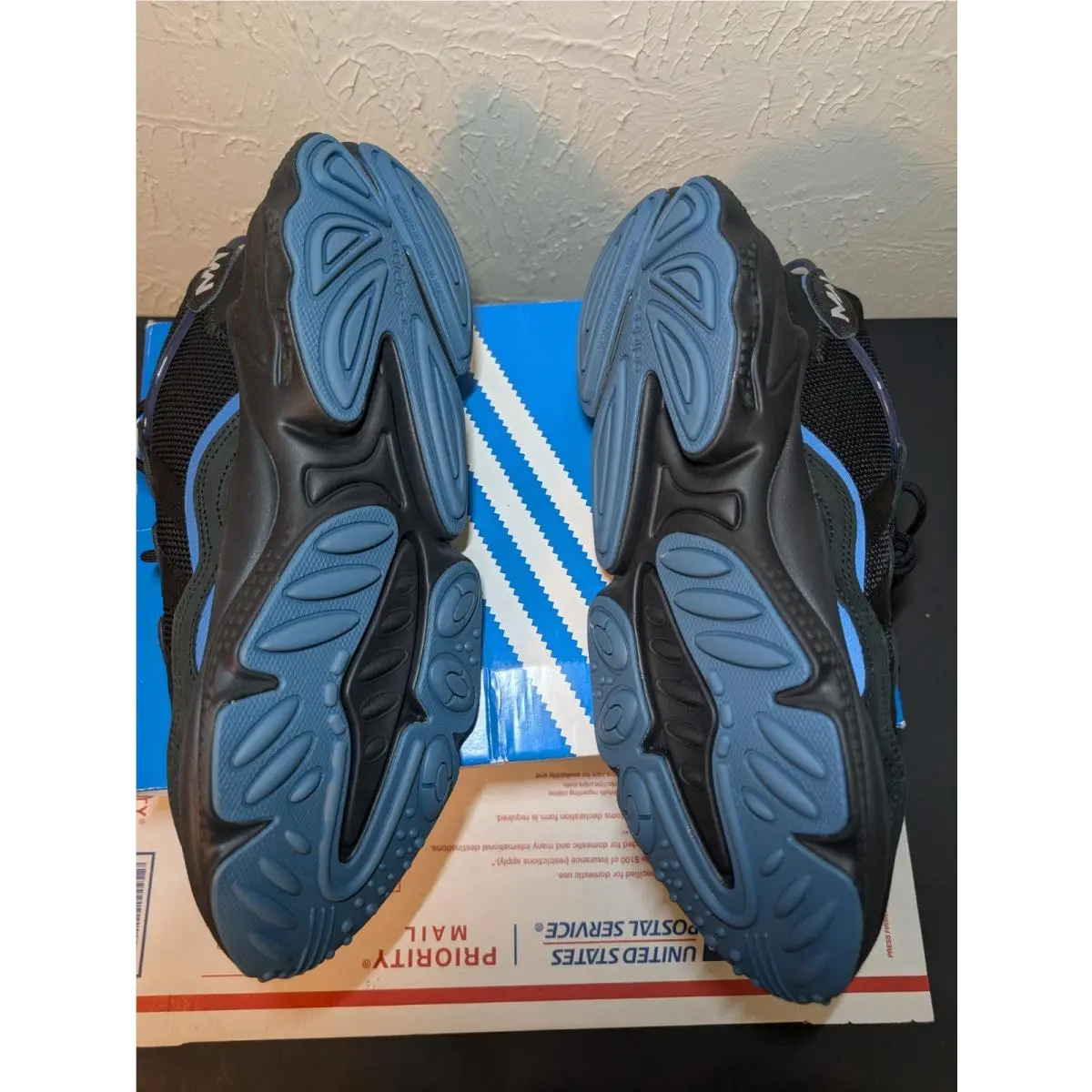 Adidas shoes - adidas Ozweego - Ozweego - FW3028 - Black 11