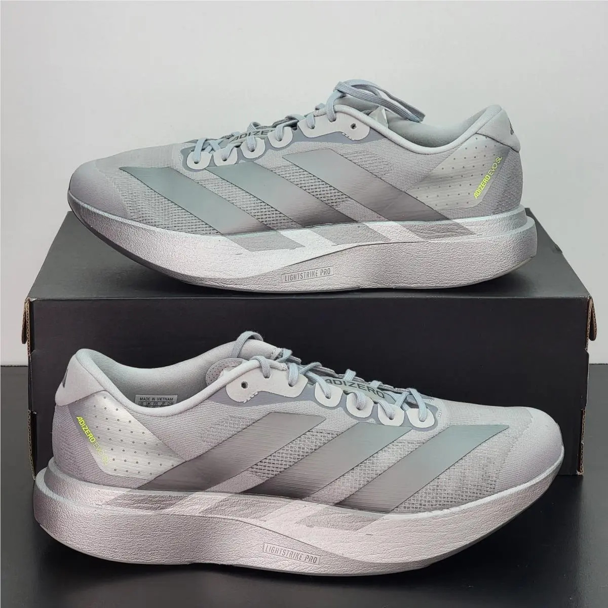 Adidas Adizero Evo SL Men`s Size 11 Athletic Shoes Silver Running Sneakers