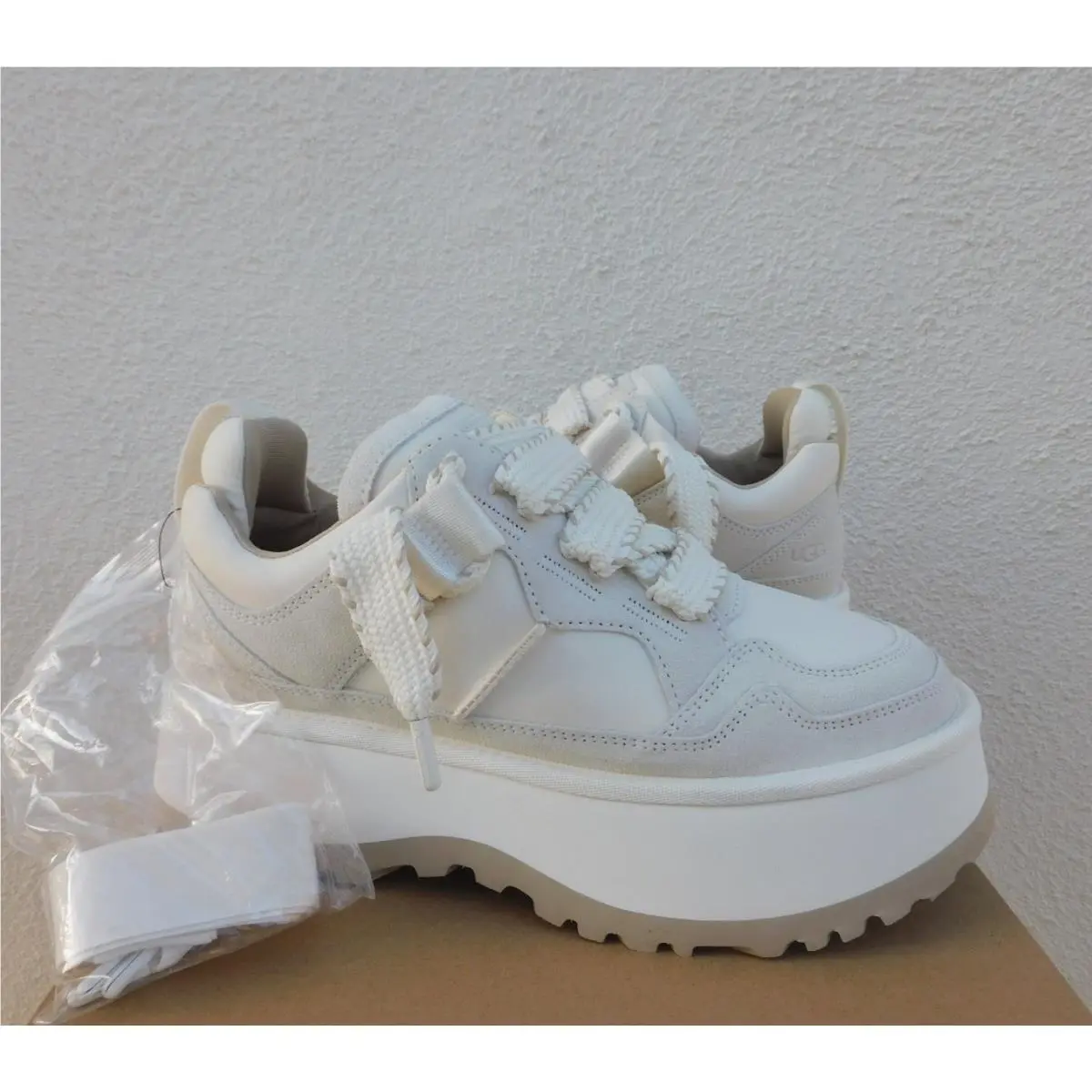 Ugg Jasmine Astromel Suede Platform Sneaker Boots Women US 9/ Eur 40