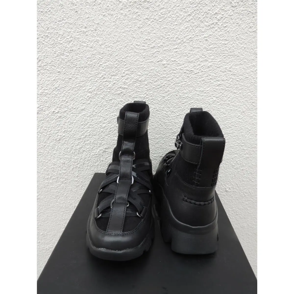 UGG shoes - UGG PUFF MOMMA LAKES & LIGHTS - Black (UPC: 191142766678) 2