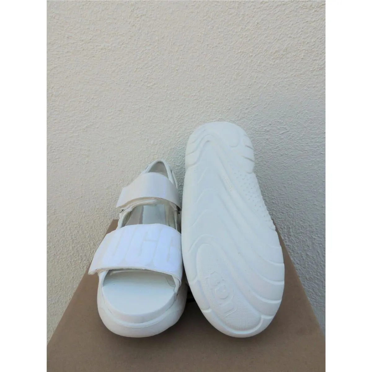 UGG shoes - UGG La Cloud Strap Sandal - White (UPC: 195719404840) 3