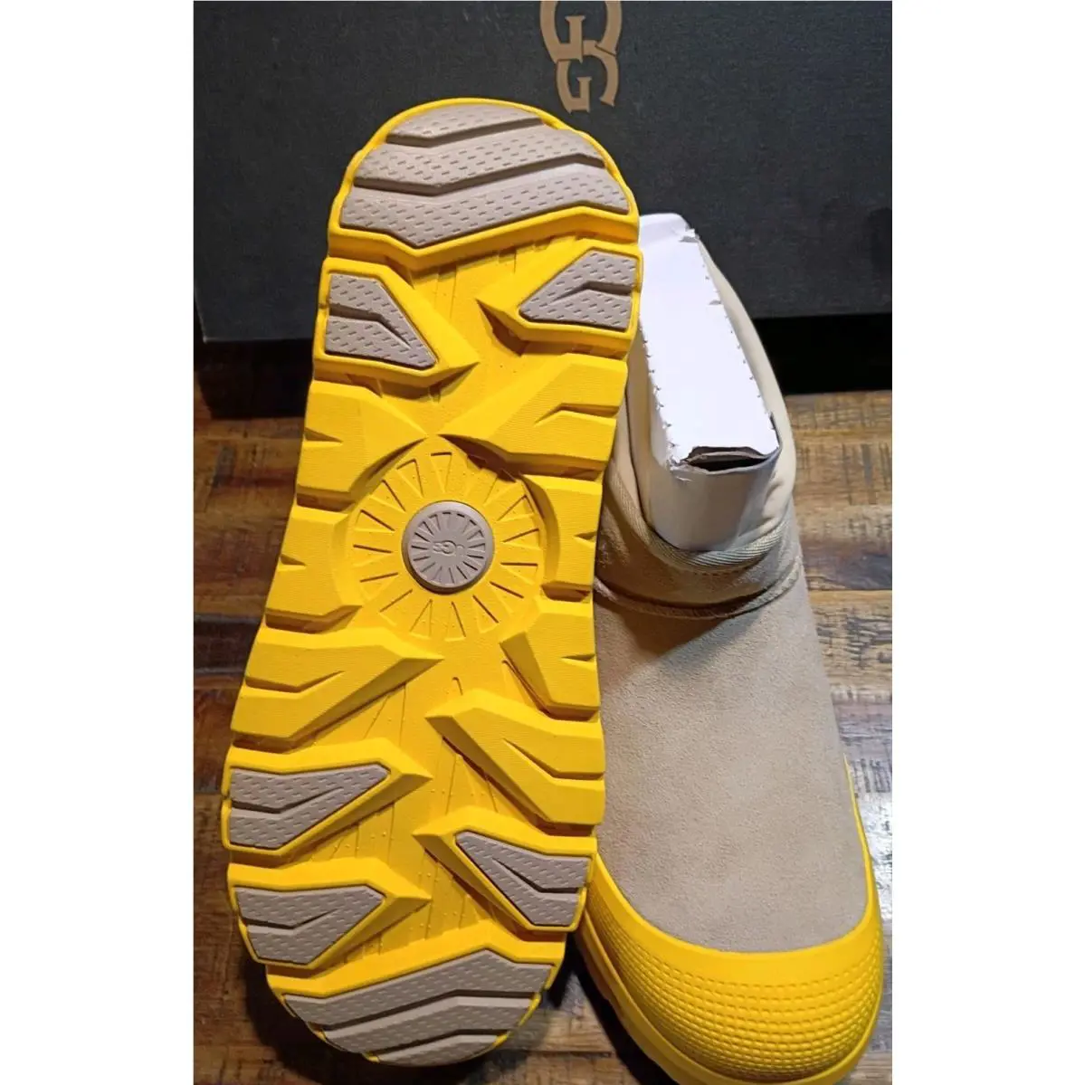 UGG shoes - Classic Ultra Mini Weather Hybrid - 1174196-CWTC - chestnut - yellow 10