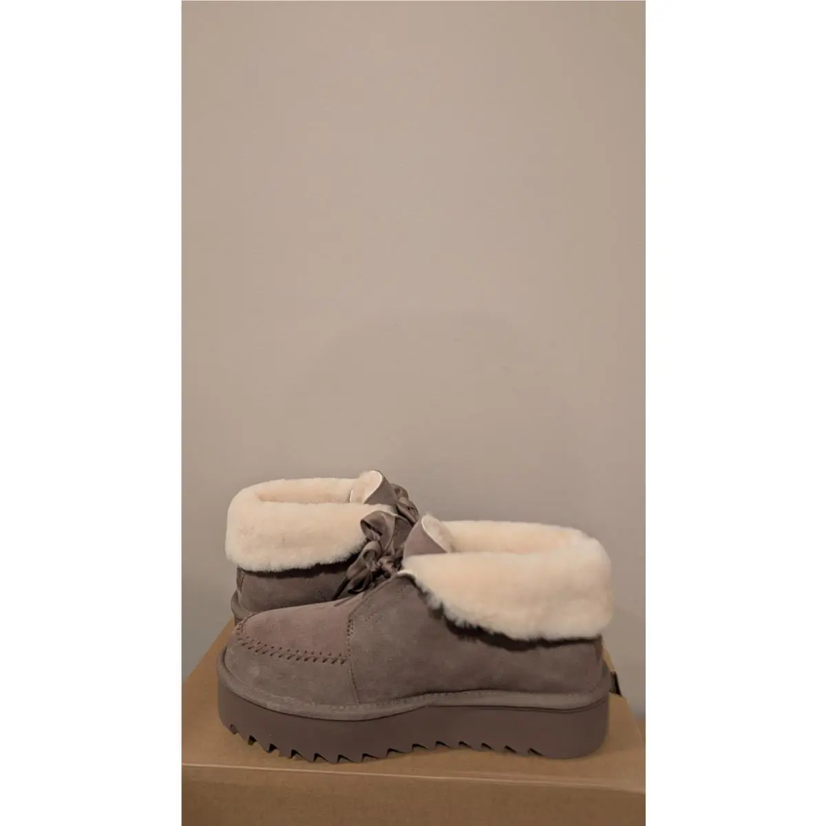 UGG shoes - caribou 0