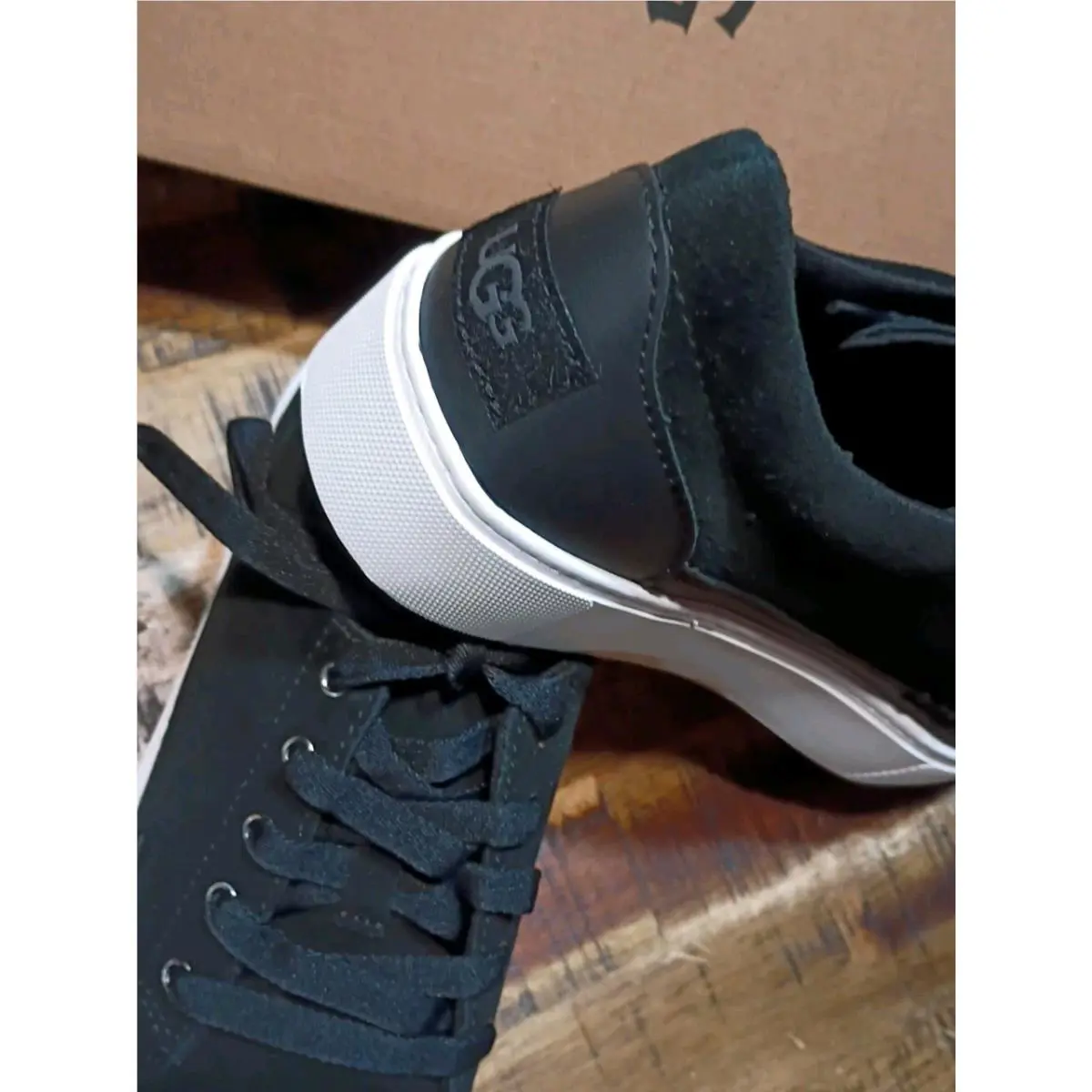UGG shoes - Ugg Zillow - Zillow - Black 5