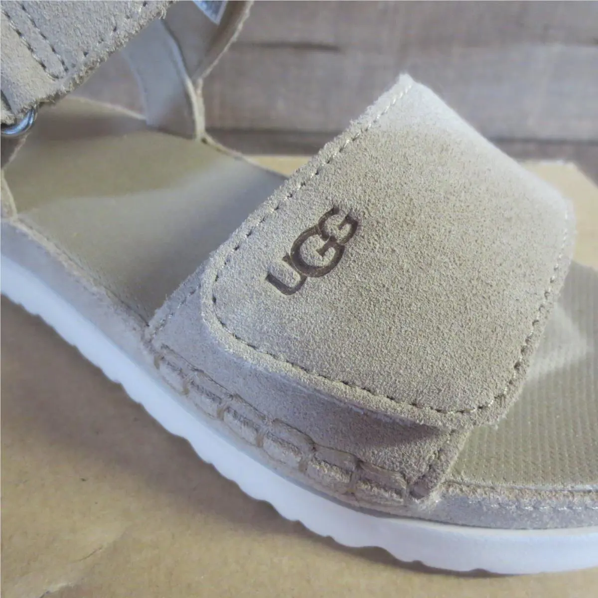 UGG shoes - UGG Goldenstar in Sand - Goldenstar Sand - Beige (UPC: 197634785806) 0
