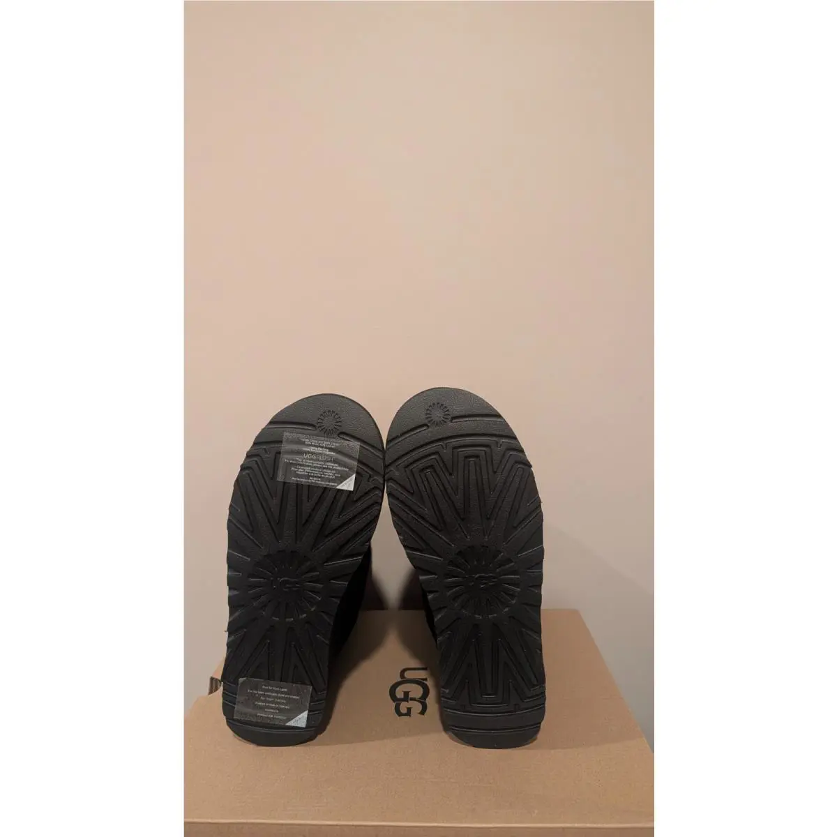 UGG shoes - UGG Australia Mini Bailey Bow - Black 3